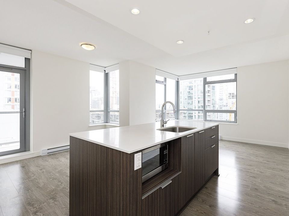 1st image of 1308 Hornby St #1207