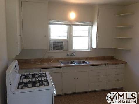4th image of 342 S Inez St