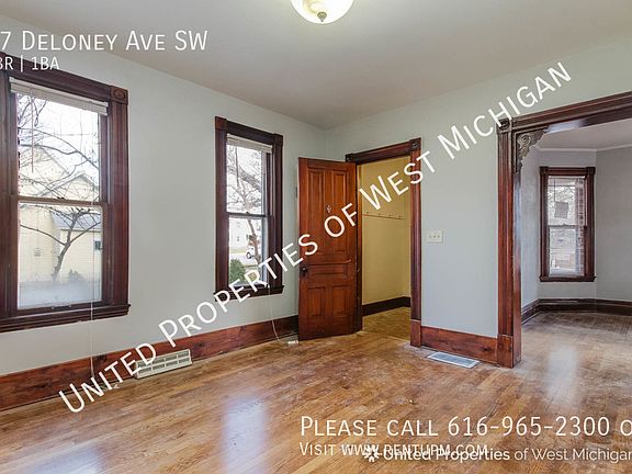 5th image of 47 Deloney Ave SW