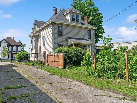 5th image of 1529 Central Ave