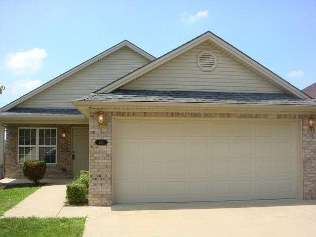 1st image of 213 Black Water Ln