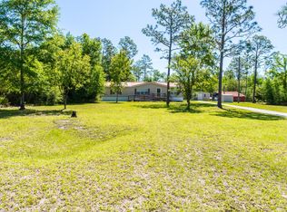 24105 NW L K Lona Rd, Fountain, FL 32438