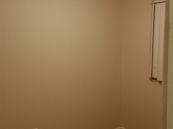 4th image of 2462 Countess Dr