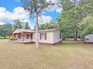 136 Ellis Dr, Hartwell, GA 30643