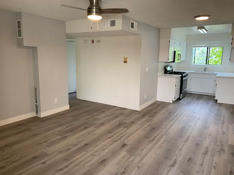 1148 N Chicago St #9 — Photo 9