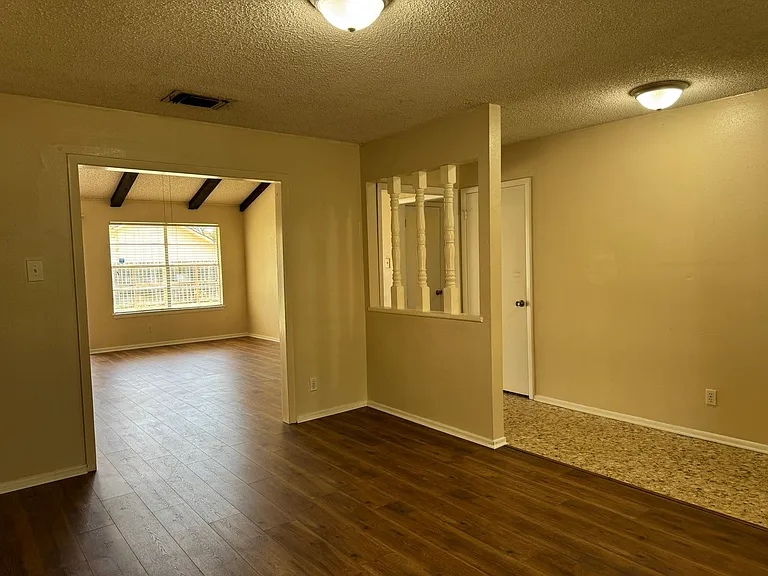 6919 Moon Lake Dr — Photo 5