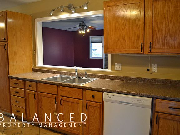 5124-4th-kitchen