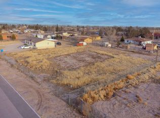 690 Rosa Azul Dr, Socorro, TX 79927