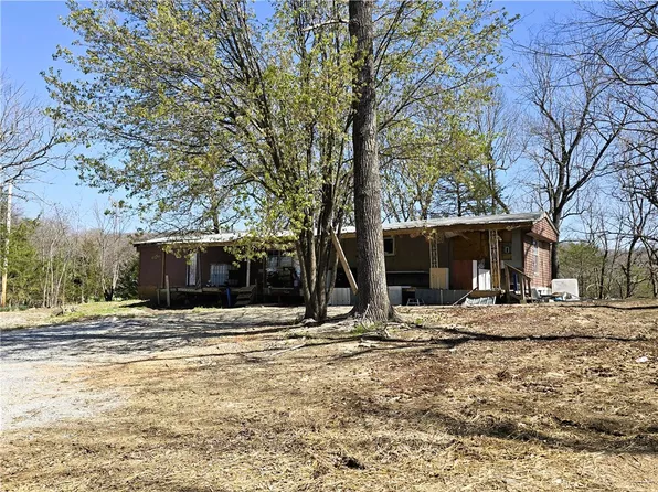 14117 Hogeye Rd, Prairie Grove, AR 72753