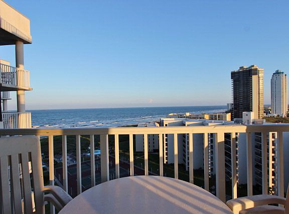 5th image of 400 Padre Blvd #9013