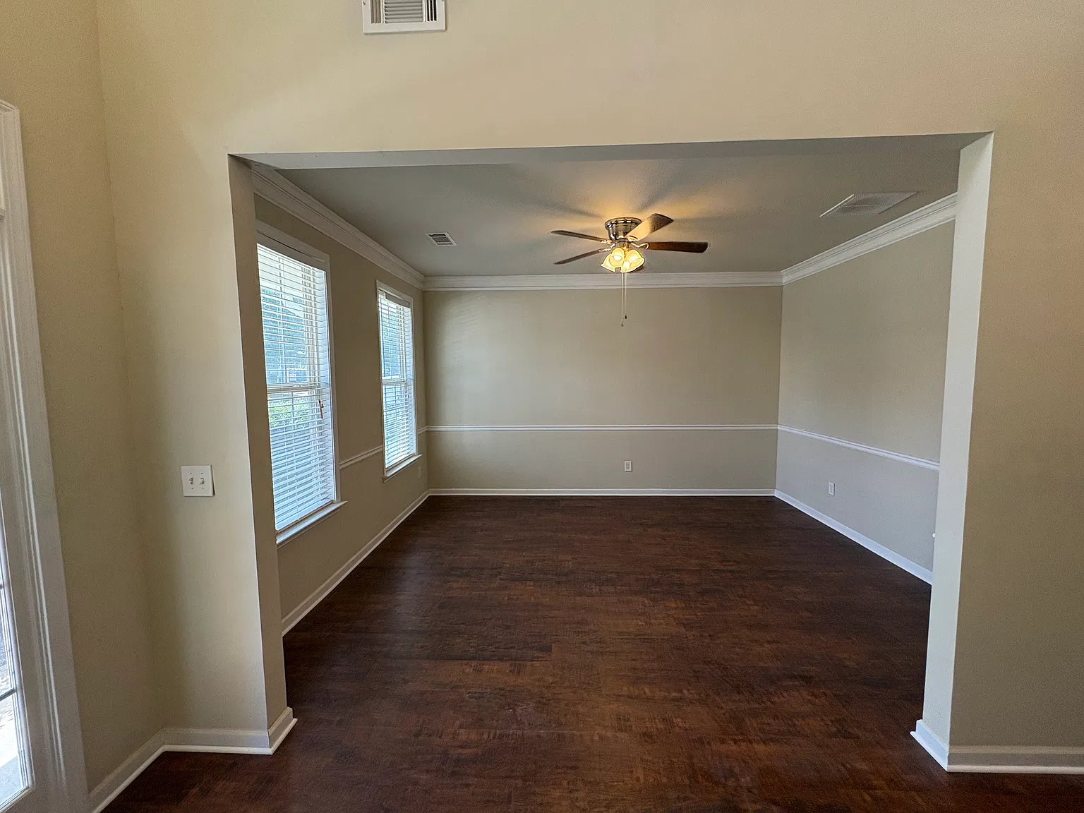 5 bed, 3031 sqft, $2,800 — Photo 4