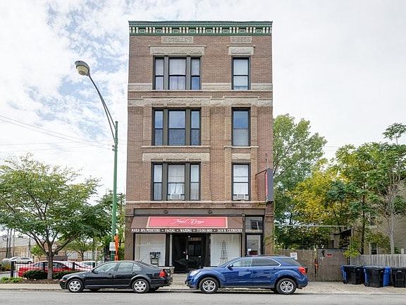 2nd image of 2418 N Clybourn Ave #2F