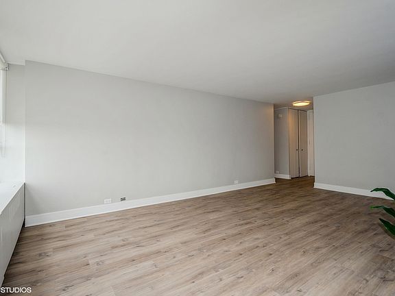 4th image of 4800 S Chicago Beach Dr APT 1904S