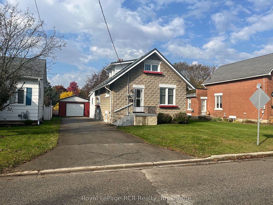 1st image of 582 12th Ave