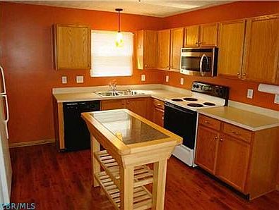 4th image of 8299 Tegmen St