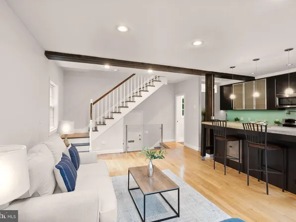 3603 Gunston Rd, Alexandria, VA 22302
