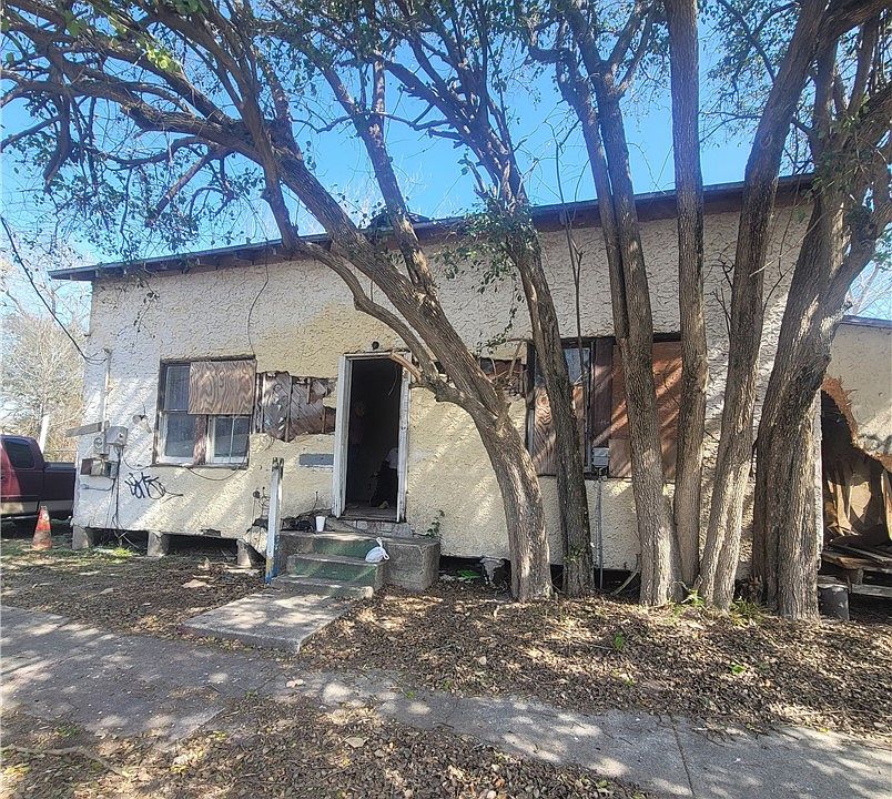 1st image of 2424 Ruth St