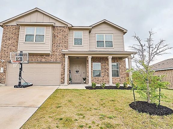 3rd image of 3705 Endicott Dr