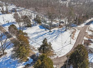 4271 Old Rd, De Soto, MO 63020