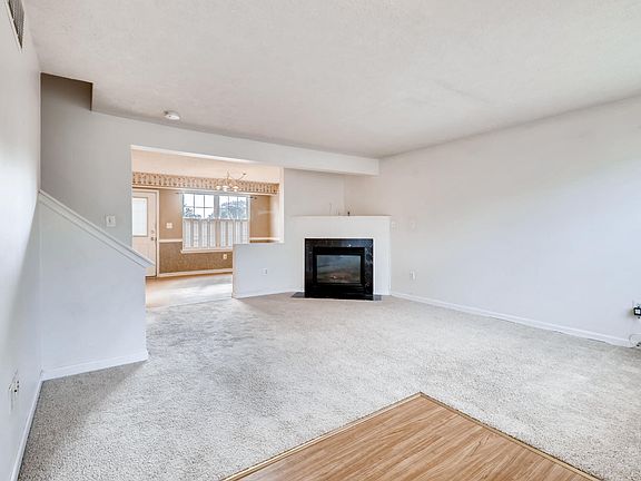 5th image of 7782 Woodlawn Ave