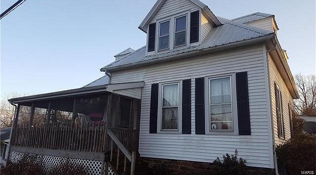1st image of 306 W High St