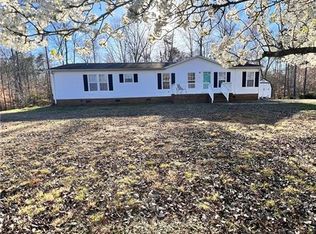 1945 Piney Grove Rd, Kernersville, NC 27284