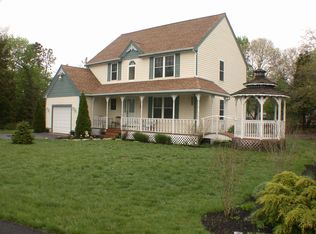 2 Penny Ln, Wareham, MA 02571