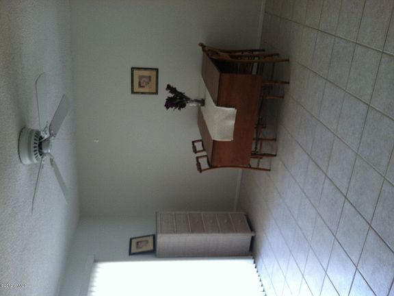 2nd image of 1562 W Campbell Ave