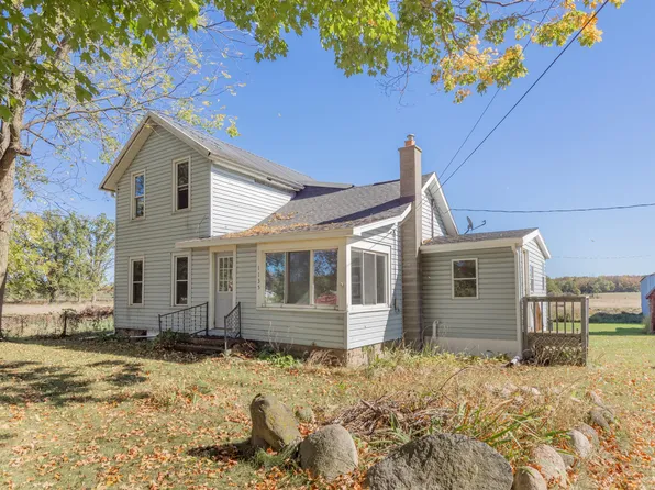 1135 18th St, Otsego, MI 49078