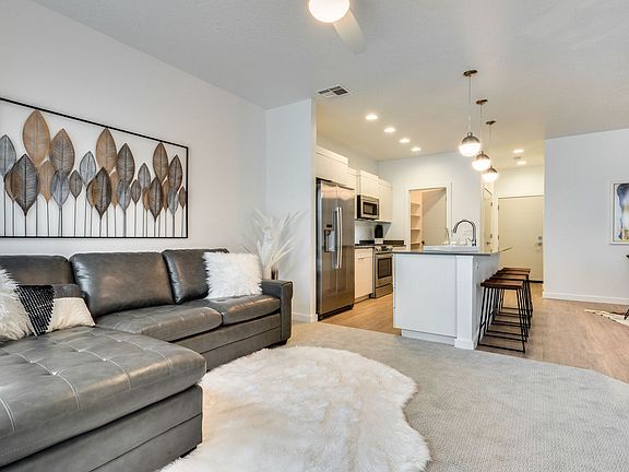 4th image of 1260 E Lone Creek Dr #678LB