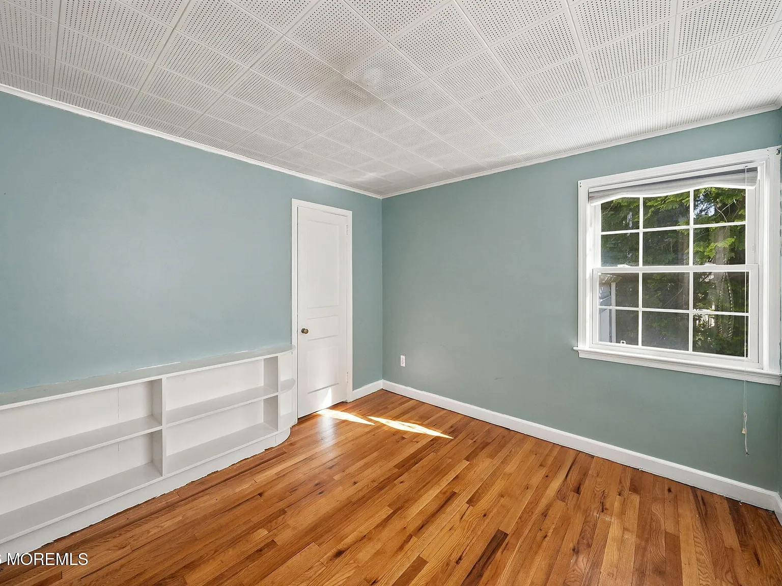 4 bed, 1393 sqft, $5,750 — Photo 4