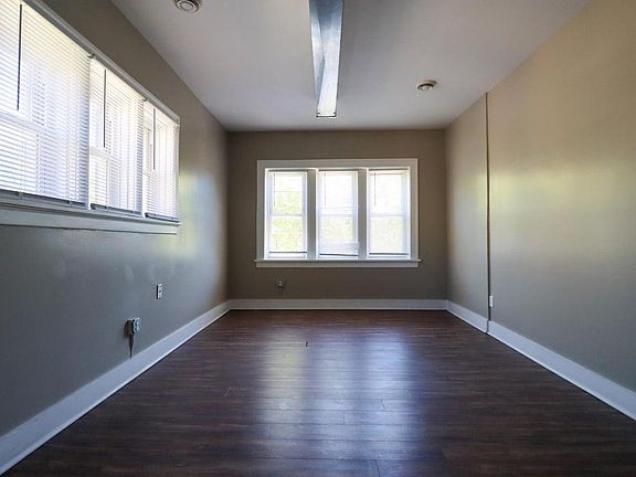 3rd image of 3273 N 17th STREET
