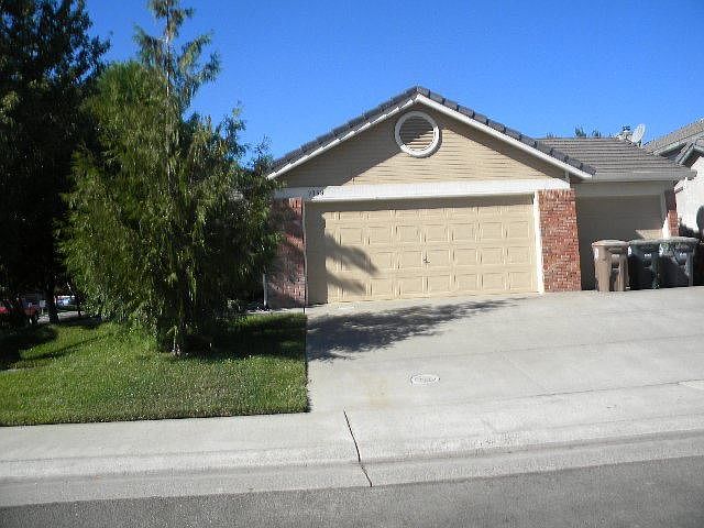 2nd image of 9338 Ariel Way