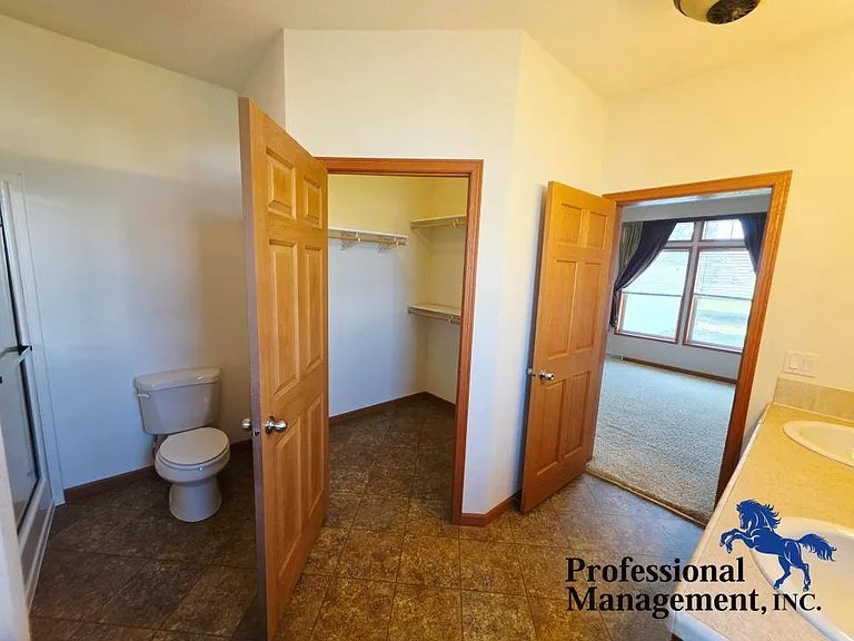 3914 Lasso Ln — Photo 7