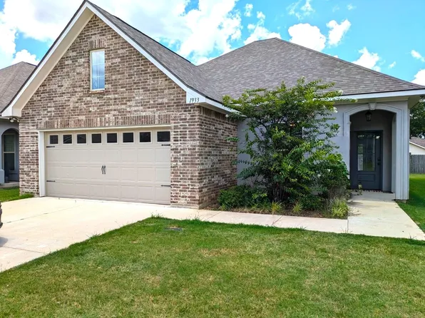 1933 Valdemar Pl, Bossier City, LA 71112