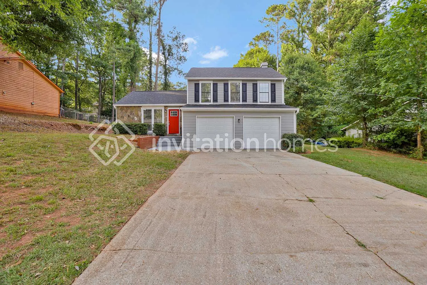 3920 Wood Path Ln Stone Mountain, GA 30083 — Photo 1