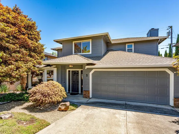 5 Capitola Court, Napa, CA 94559