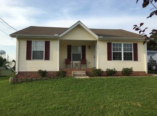 319 Donna Dr, Clarksville, TN 37042