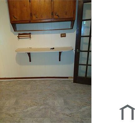 2nd image of 3159 Center Rd