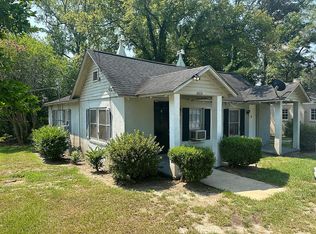 420 College St #4, Montezuma, GA 31063