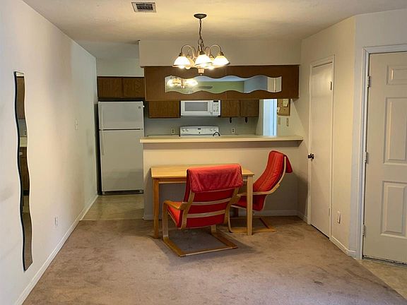 5th image of 2401 Sycamore Ave APT E7