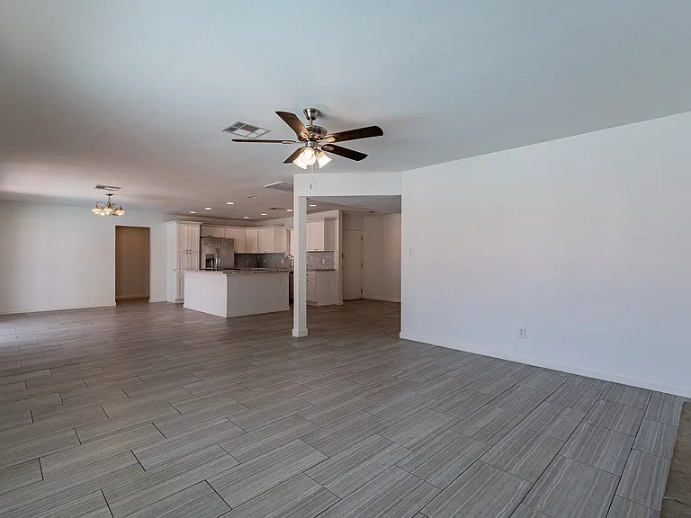 1262 E Hermosa Dr — Photo 12
