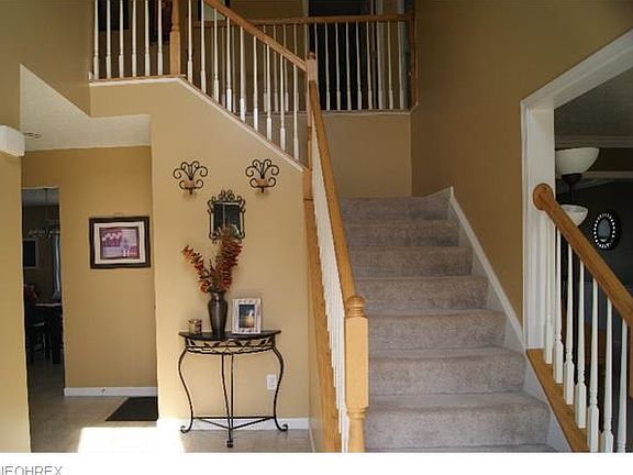 5th image of 3785 Woodglen Ave