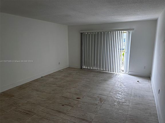 2nd image of 15225 NE 6th Ave APT B309
