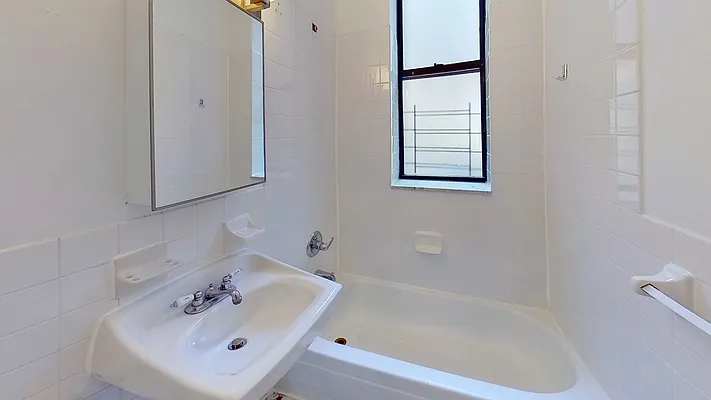 Rented by Compass | media 18