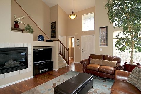 vaulted great room design