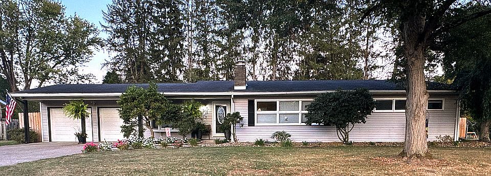 1st image of 204 Clark Dr