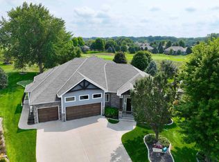 140 Teton Pines Ct, Dakota Dunes, SD 57049