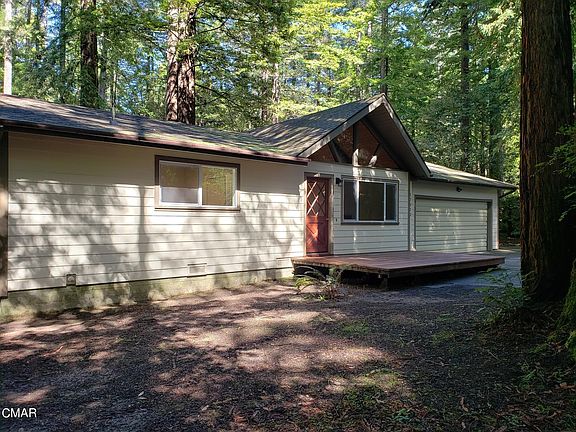 2nd image of 17612 Redwood Springs Dr