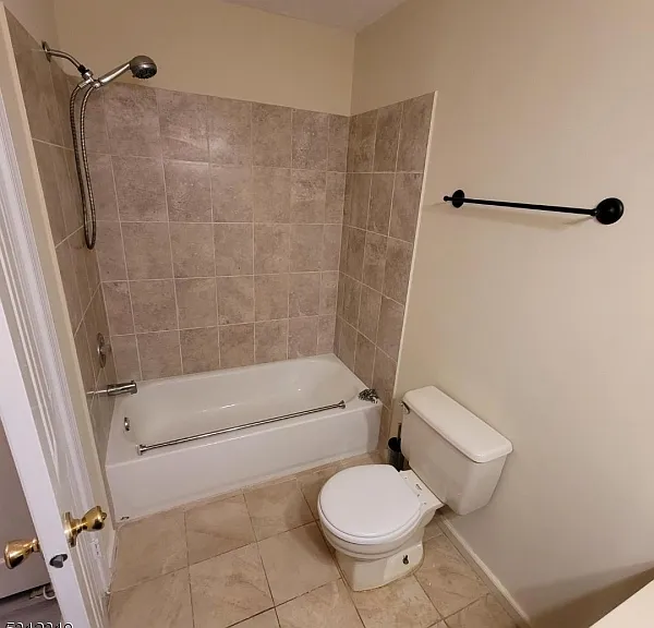 348 Cotswold Pl — Photo 41
